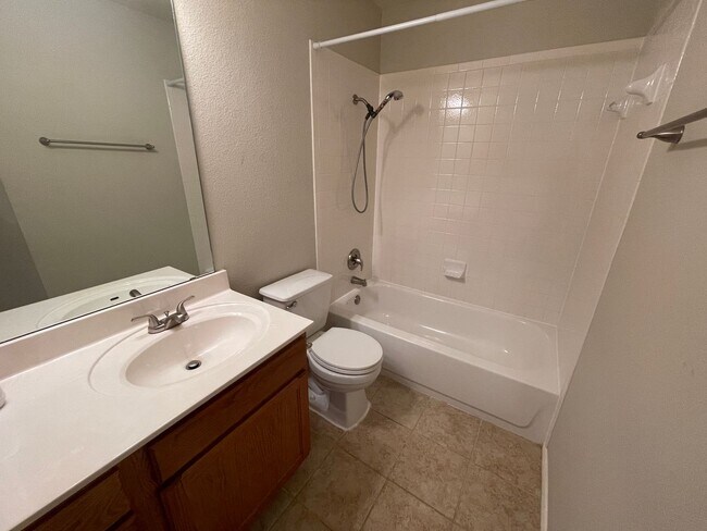 Building Photo - 3-Bedroom House for Rent in Killeen, TX