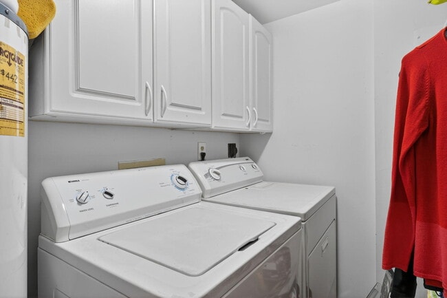 Building Photo - 950 S Kanner Hwy