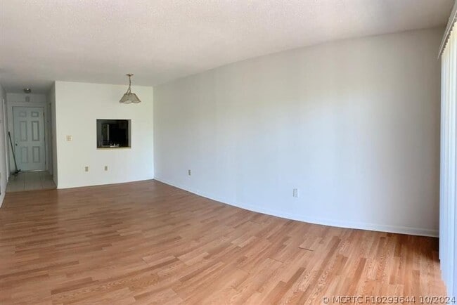 Building Photo - 2800 NW 56th Ave