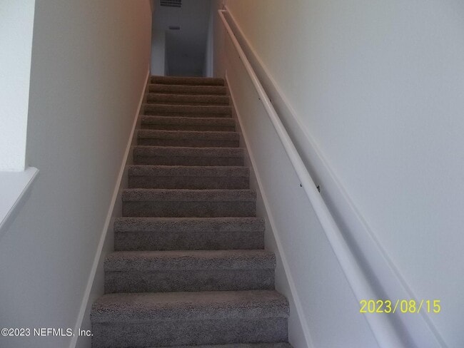 Building Photo - 6207 Ryegrass St