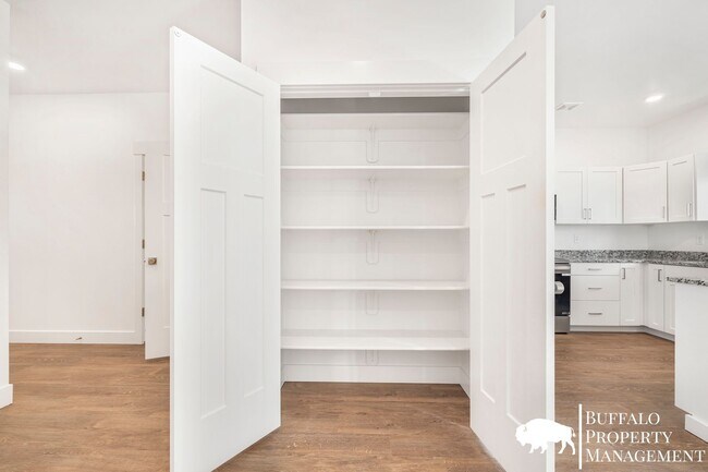 Building Photo - Beautiful brand new luxury 3 Bedroom 2.5 Bath townhouse!!