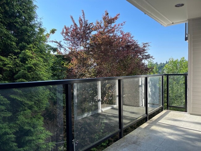 Building Photo - CLICK "REQUEST A TOUR" NOW!