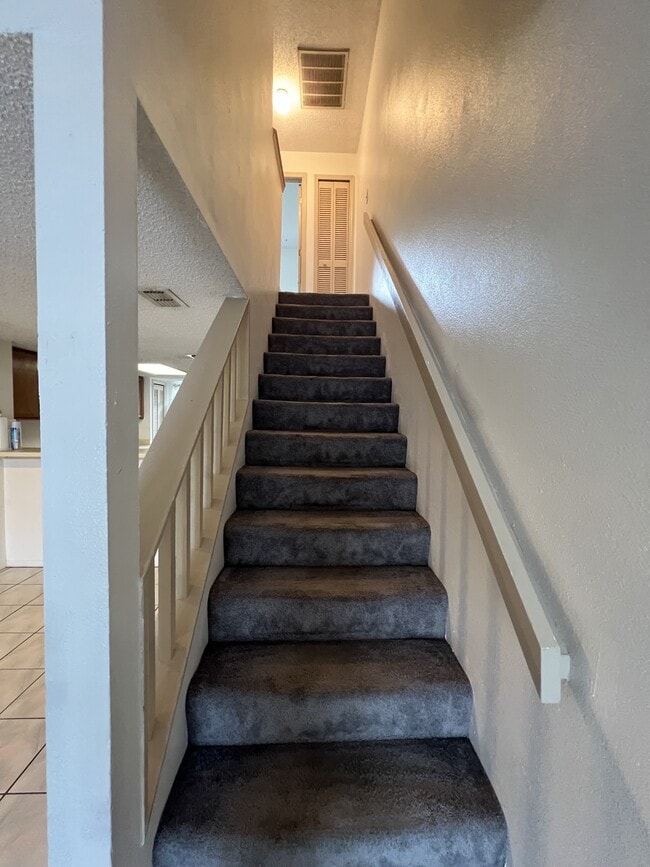 Building Photo - 3356 Fox Hunt Dr