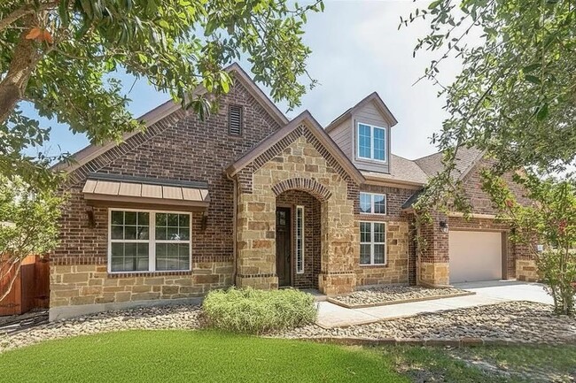 Building Photo - 5900 Lipan Apache Bend