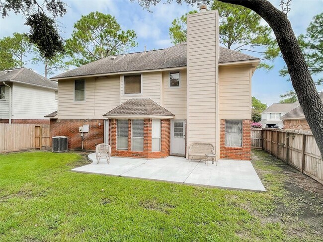 Building Photo - 1414 New Cedars Dr