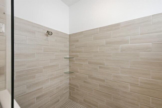 Building Photo - 5543 Lightning Whelk Ln