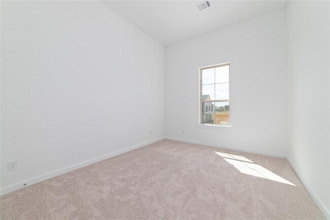 Building Photo - 6559 Scarlet Pond Ln