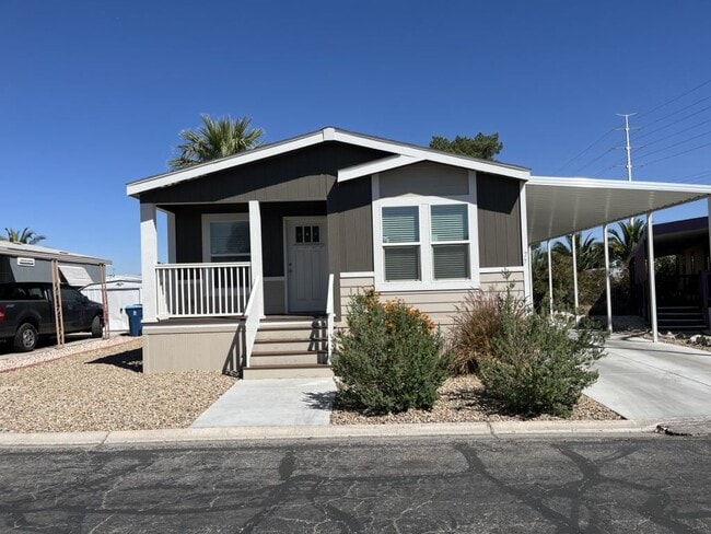 Building Photo - 5303 E Twain Ave