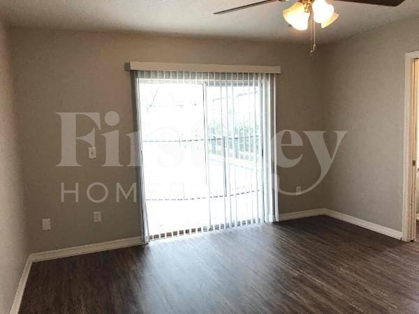 Building Photo - 4707 W Bay Ave