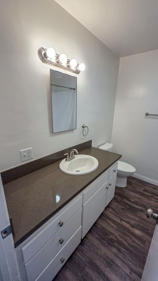 Building Photo - w510