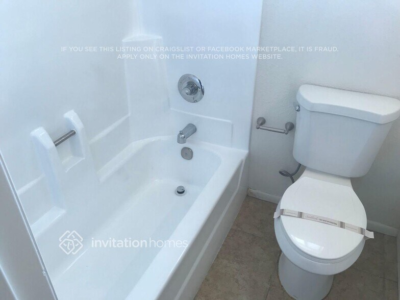 Building Photo - 3614 W Cochise Dr