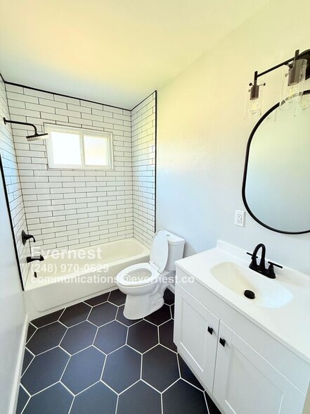 Building Photo - 20931 Vermander Ave