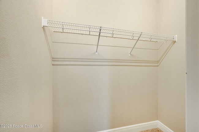 Building Photo - 7782 Paragrass Ave