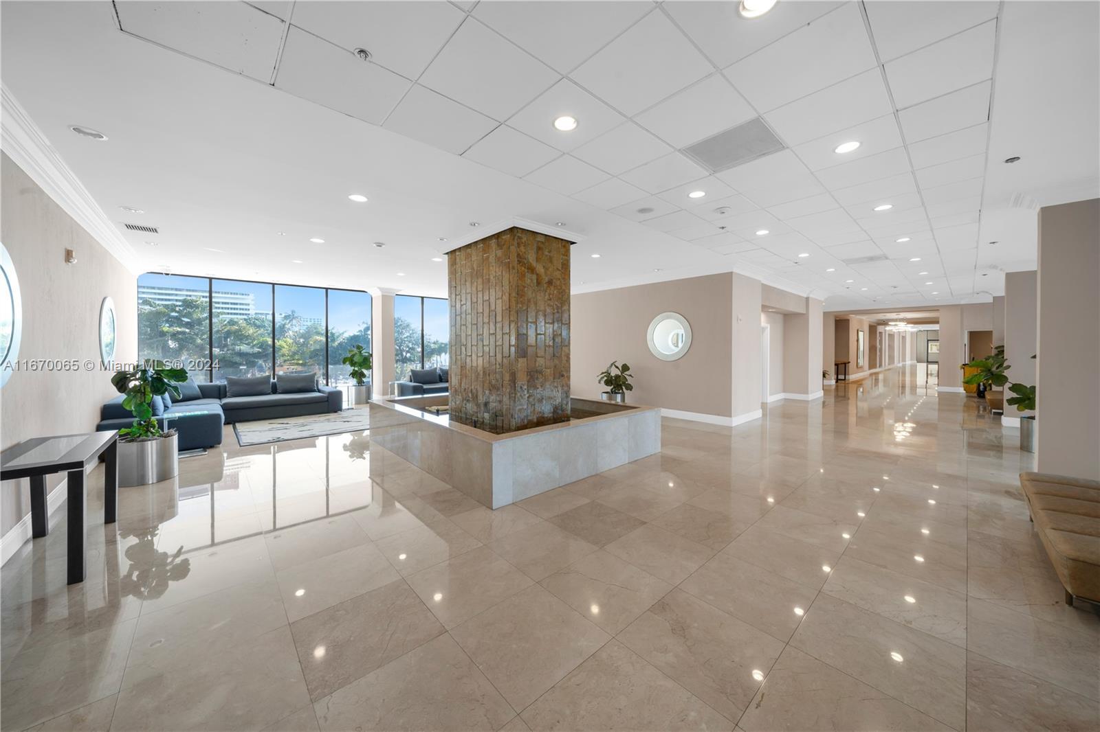 Lobby - 1865 Brickell Ave