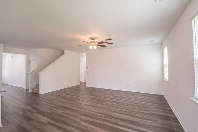 Building Photo - 59 Palmer Pl