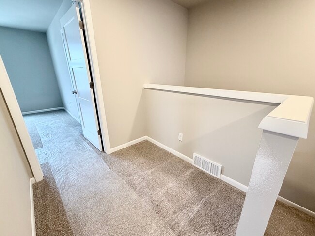 Building Photo - 10120 Mosaic Way