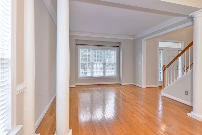 Building Photo - Beautiful York County Home!
