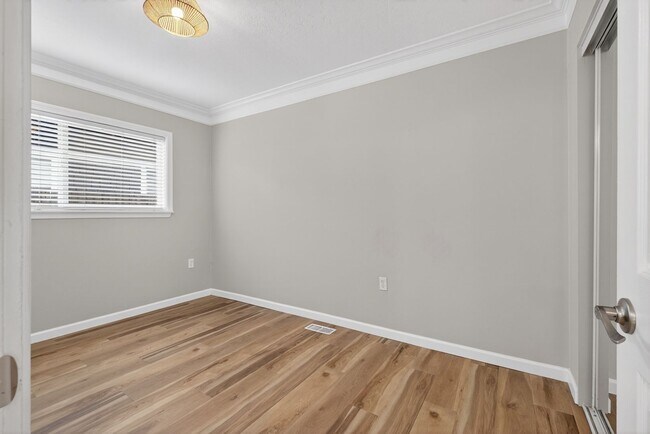 Building Photo - Beautiful 1930's 2bd/2ba Bungalow in Boise's Historic North End