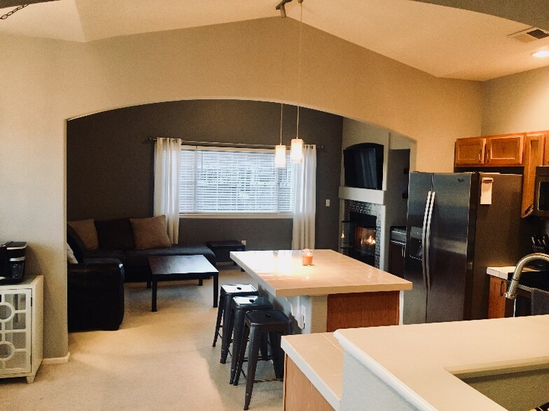 Building Photo - 5039 Northern Lights Dr