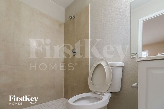 Building Photo - 4180 NW 34th Way