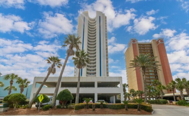 Building Photo - 521 W Beach Blvd