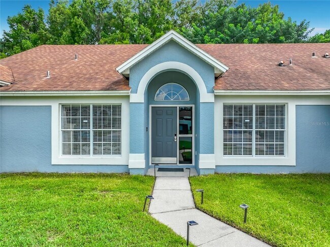 Building Photo - 3020 Hartland Ct