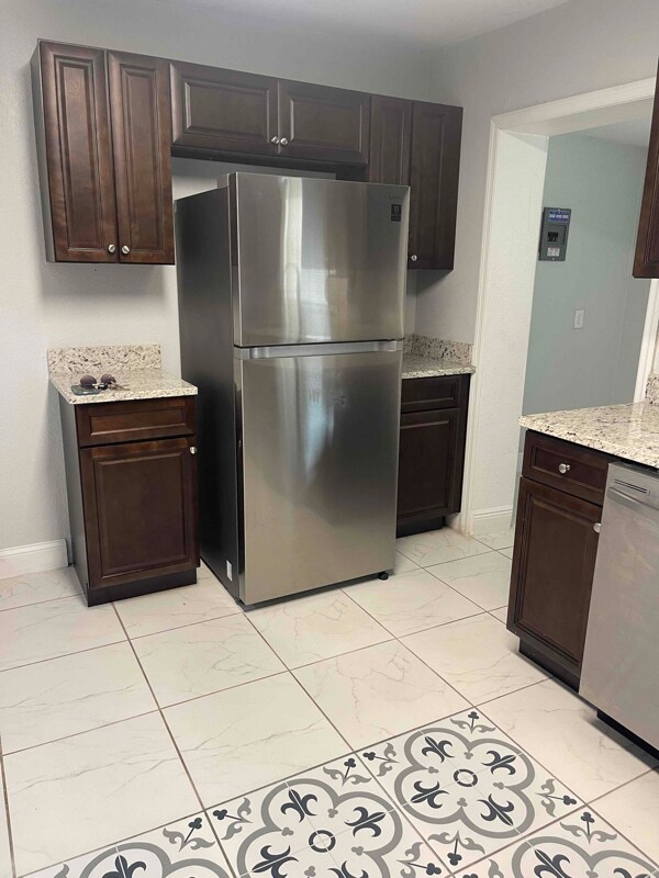 Building Photo - 2410 Ave C NW