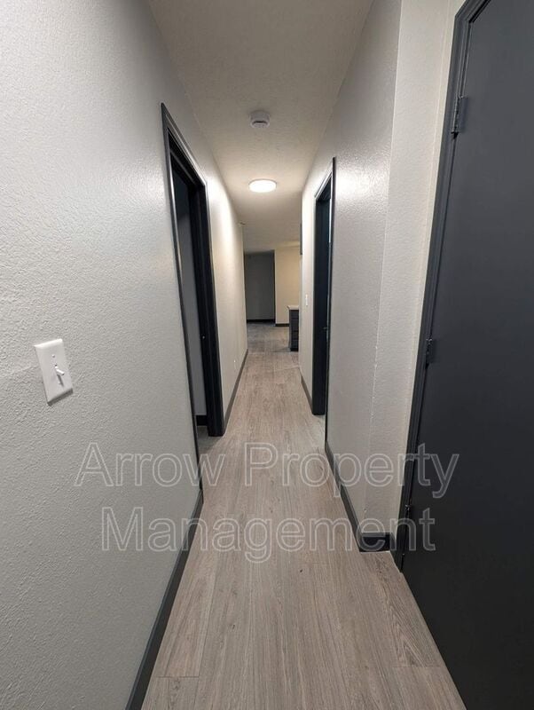 Building Photo - 1216 S 2nd St