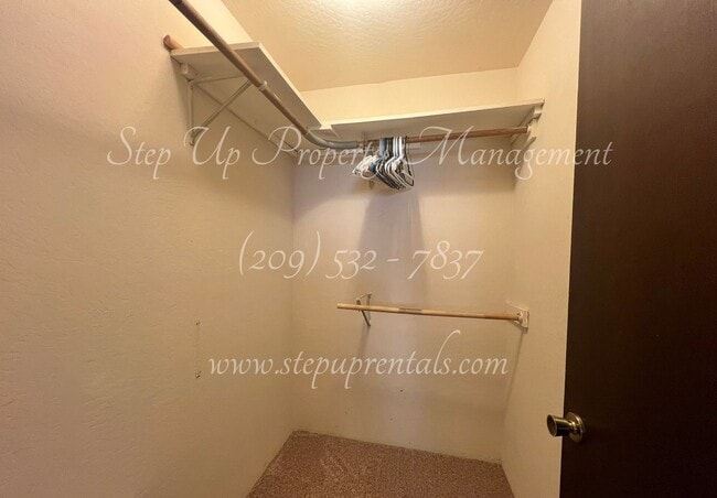 Building Photo - Spacious 5-Bedroom Retreat with Private Lake Access in Twain Harte!