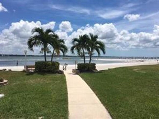 Primary Photo - 851 Bayway Blvd