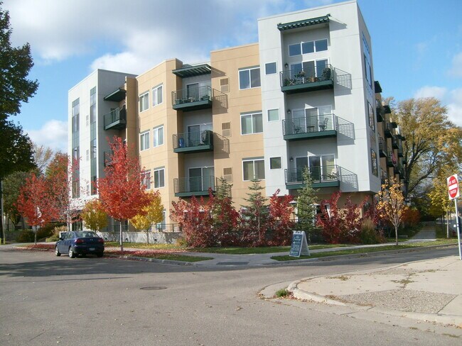 Olin Crossing - 4750 E 53rd St