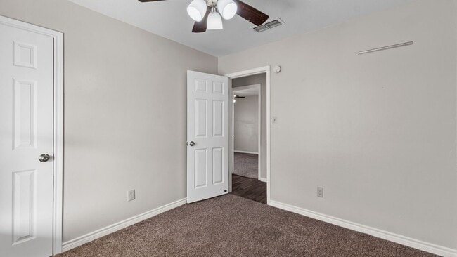 Building Photo - Newly remodeled 3 bedroom, 2 bath home.