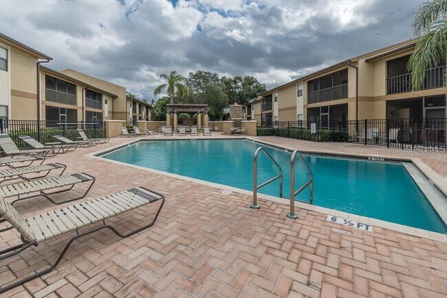 Building Photo - 12293 Sailwinds Dr