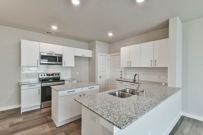 Building Photo - High Ceilings, Low Maintenance -Say Hello ...