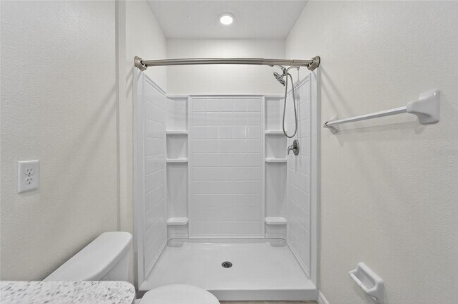 Building Photo - 5068 Captain Davis Dr