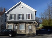 Building Photo - 106 Newport Bridge Rd