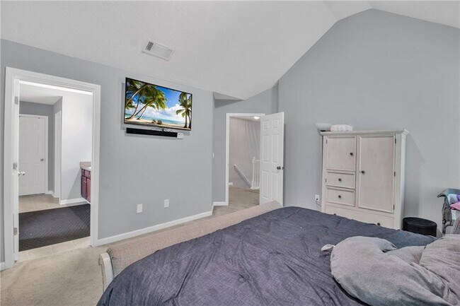 Building Photo - 4240 N Braves Cir