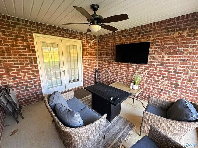 Building Photo - 14228 Wildflower Dr