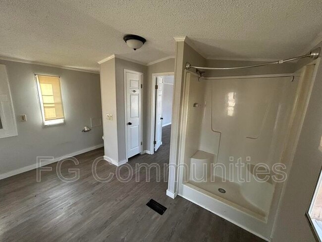 Building Photo - 1754 Zion Rd