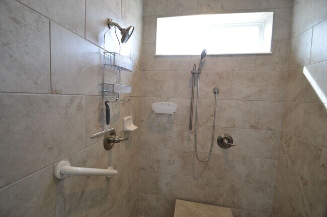 Building Photo - 3 Bedroom Ranch with Finished Basement Available Now!