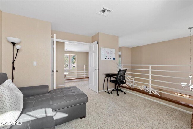 Building Photo - 6776 W Tonto Dr