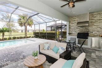 Building Photo - 5938 Berwick Ln