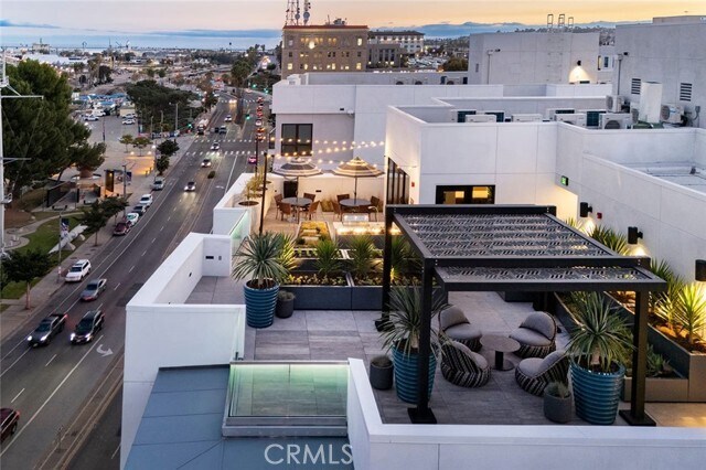 Building Photo - 511 S Harbor Blvd