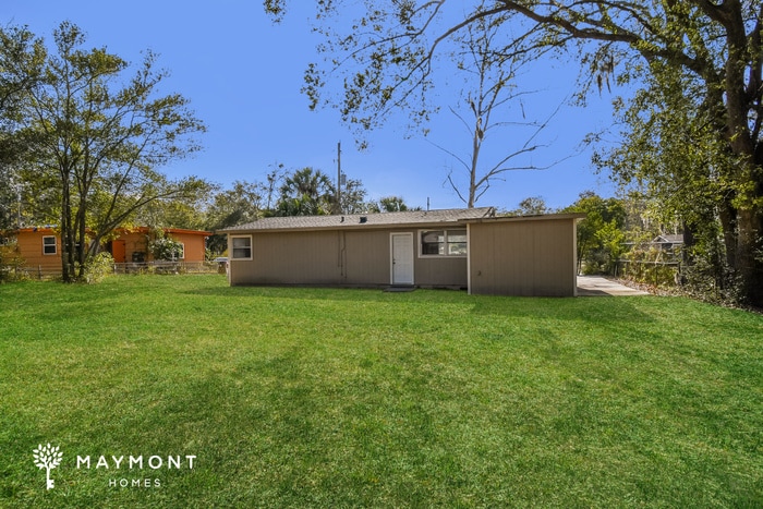 Building Photo - 9245 Danville Ave