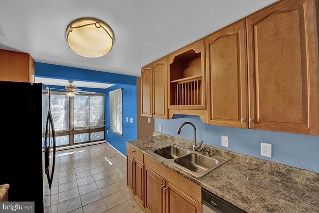 Building Photo - 13257 Wonderland Way