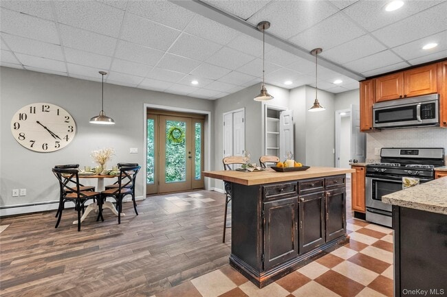 Building Photo - 22 Lauro Ridge Ct