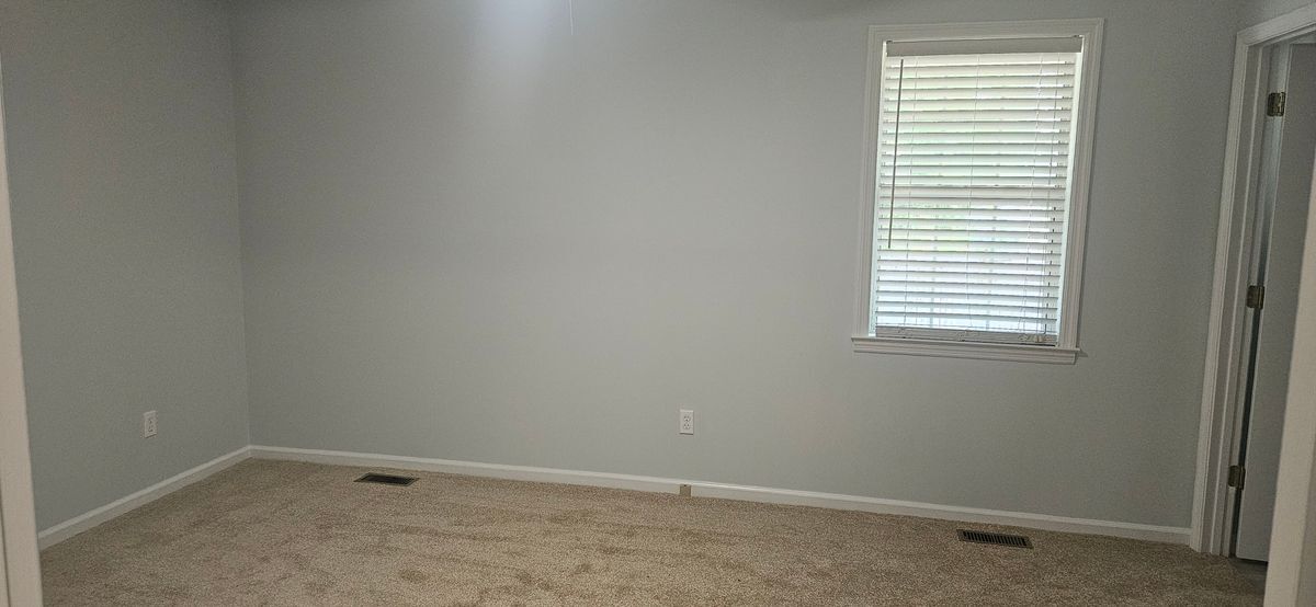 Building Photo - 1075 Pleasantview Cir