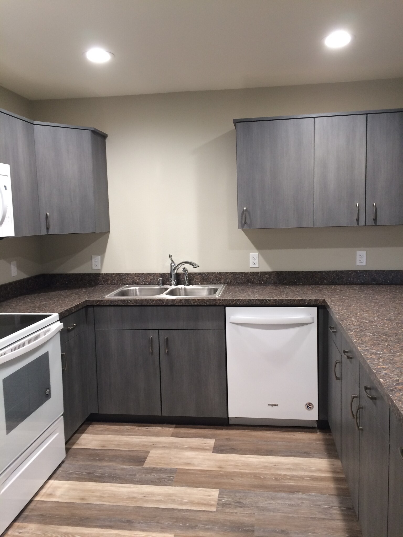 Kitchen Interior - 5819 NE 162nd Ave
