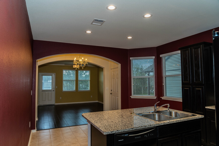 Building Photo - 13700 Sage Grouse Dr