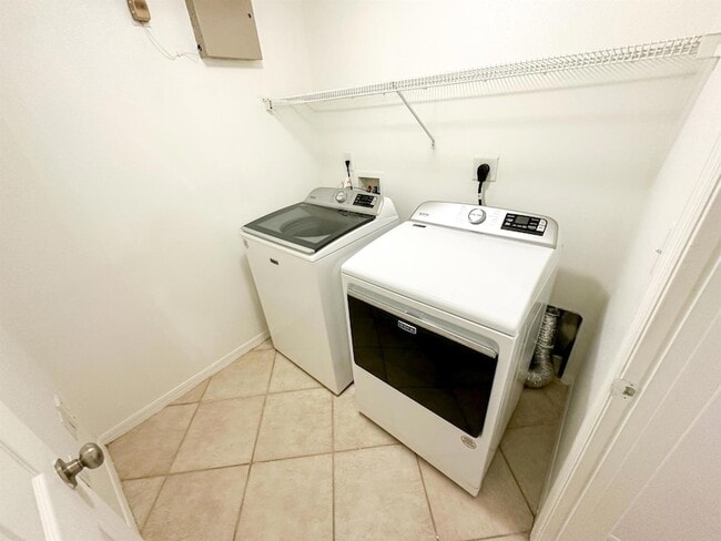 Building Photo - 6434 Emerald Dunes Dr